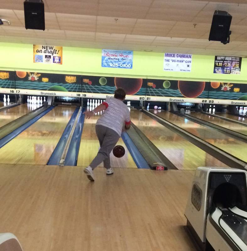 Senior bowling league members enjoy each other’s company - The ...