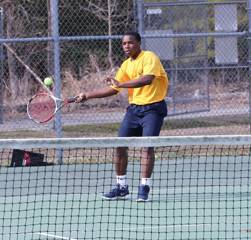 jahmajae bynum FHS tennis